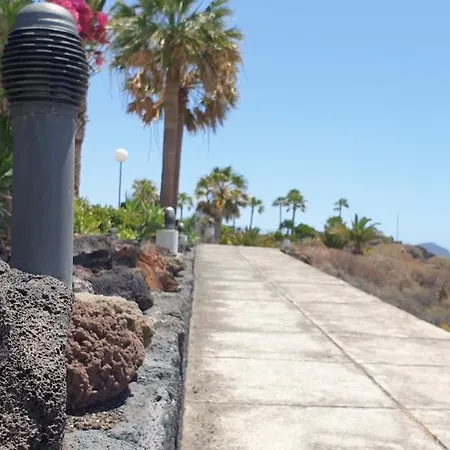 Cosy Well Located Tenerife Sur Golf サンミゲル・デ・アボナ